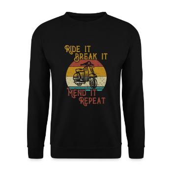 Ride it Break it Mend it Repeat / Moped - Unisex Pullover - Schwarz - Vorne - Alina (178cm) & Michal (187cm)
