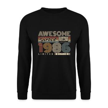 1986 Vintage Vintage Rétro Cadeau d’anniversaire - Sweat-shirt Unisexe - noir - Devant - Alina (178cm) & Michal (187cm)