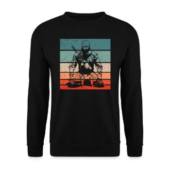 Ninja Retro Style Vintage - Unisex Pullover - Schwarz - Vorne - Alina (178cm) & Michal (187cm)