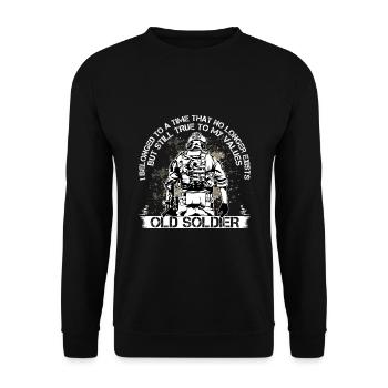 Old Soldier Army Soldier - Unisex Sweatshirt - black - Front - Alina (178cm) & Michal (187cm)