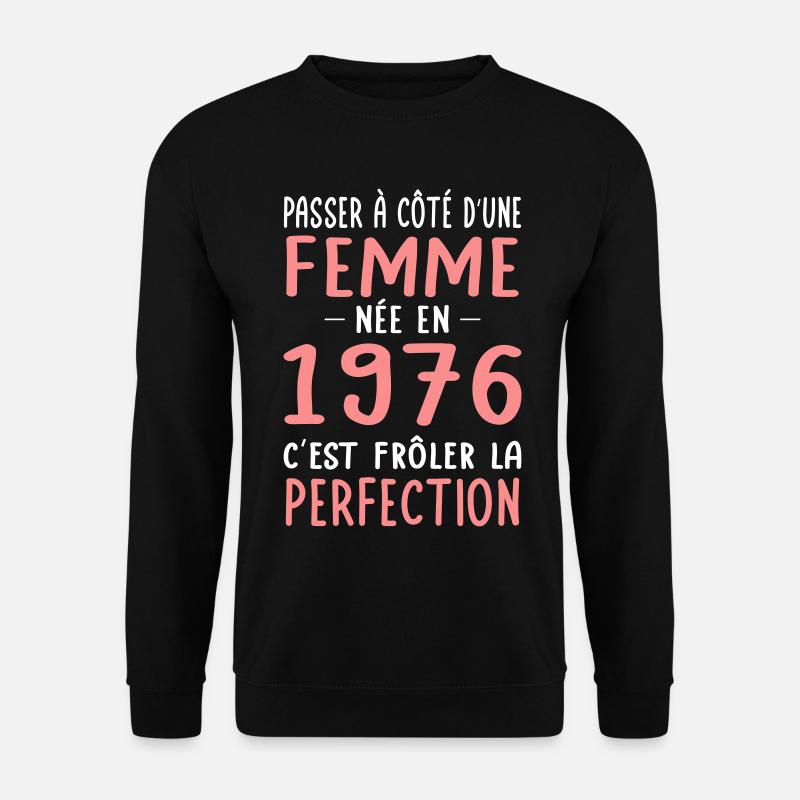 Geboren 1976 – Perfektion nahe - Unisex Pullover - Schwarz