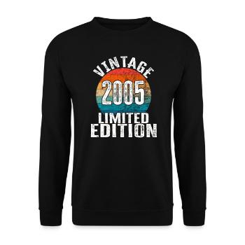 Année de naissance 2005 Vintage Limited Edition Retro - Sweat-shirt Unisexe - noir - Devant - Alina (178cm) & Michal (187cm)