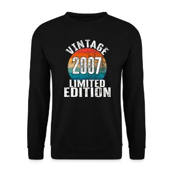 Année de naissance 2007 Vintage Limited Edition Retro - Sweat-shirt Unisexe - noir - Devant - Alina (178cm) & Michal (187cm)