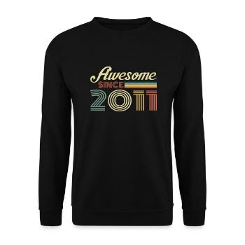 Vintage 2011 11e anniversaire cadeau vintage rétro - Sweat-shirt Unisexe - noir - Devant - Alina (178cm) & Michal (187cm)