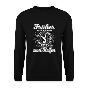 Früher war ich normal jetzt rolle ich Rhönrad - Unisex Pullover - Schwarz - Vorne - Alina (178cm) & Michal (187cm)