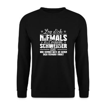 Schweißer - Unisex Pullover - Schwarz - Vorne - Alina (178cm) & Michal (187cm)