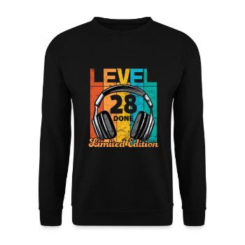 Gaming Geburtstag 28 Jahre Level 28 Complete - Unisex Pullover - Schwarz - Vorne - Alina (178cm) & Michal (187cm)