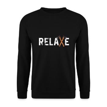 Axt Werfen - Unisex Pullover - Schwarz - Vorne - Alina (178cm) & Michal (187cm)