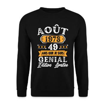 Cadeau D'anniversaire 49 Ans Août 1973 Rétro - Sweat-shirt Unisexe - noir - Devant - Alina (178cm) & Michal (187cm)