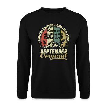 2013 - Les légendes sont nées en septembre 2013 - Sweat-shirt Unisexe - noir - Devant - Alina (178cm) & Michal (187cm)