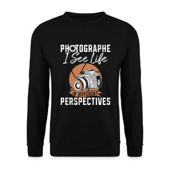 Funny hobby photographer photography - Unisex Sweatshirt - black - Front - Alina (178cm) & Michal (187cm)