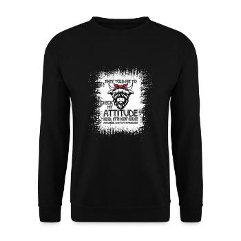 Highland Cow Heifer - Unisex Pullover - Schwarz - Vorne - Alina (178cm) & Michal (187cm)