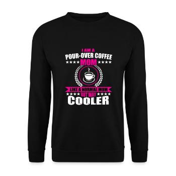 Handgefilterter Kaffee Mama Geschenk - Unisex Pullover - Schwarz - Vorne - Alina (178cm) & Michal (187cm)