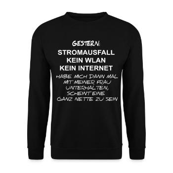 Stromausfall Frau Nerd Computer Gamer Geschenk - Unisex Pullover - Schwarz - Vorne - Alina (178cm) & Michal (187cm)
