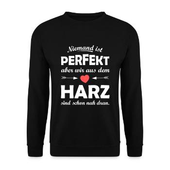 Zuhause im Harz - Unisex Pullover - Schwarz - Vorne - Alina (178cm) & Michal (187cm)