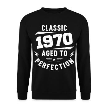 1970 Classic 1970 Vintage 1970 Birthday Gift - Unisex Sweatshirt - black - Front - Alina (178cm) & Michal (187cm)