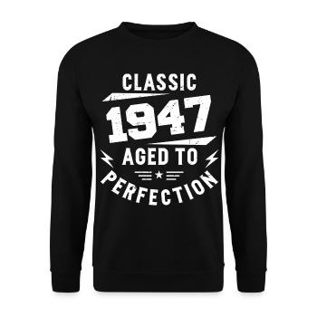 1947 Classic 1947 Vintage 1947 Birthday Gift - Unisex Sweatshirt - black - Front - Alina (178cm) & Michal (187cm)