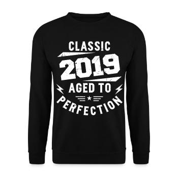 2019 Classic 2019 Jubiläumsgeschenk 2019 Jahrgang - Unisex Pullover - Schwarz - Vorne - Alina (178cm) & Michal (187cm)