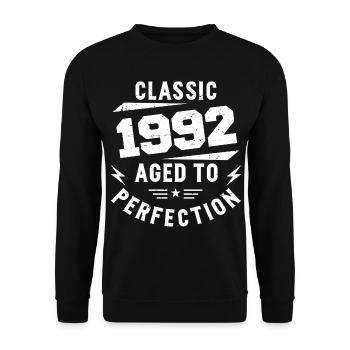 1992 Classic 1992 Vintage 1992 Birthday Gift - Unisex Sweatshirt - black - Front - Alina (178cm) & Michal (187cm)