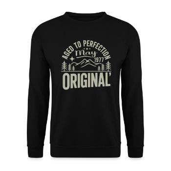 May 1977 – Legend of the Peaks and Mountains - Unisex Sweatshirt - black - Front - Alina (178cm) & Michal (187cm)