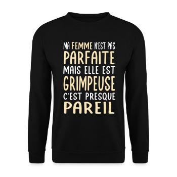 Ma femme pas parfaite mais elle est grimpeuse - Sweat-shirt Unisexe - noir - Devant - Alina (178cm) & Michal (187cm)