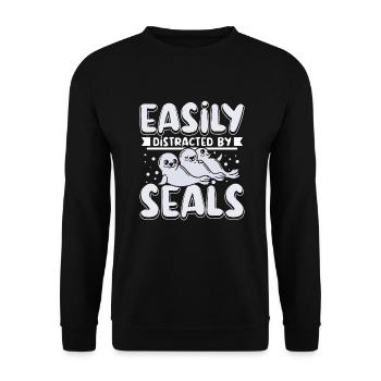 Easily distracted by seals - Unisex Pullover - Schwarz - Vorne - Alina (178cm) & Michal (187cm)