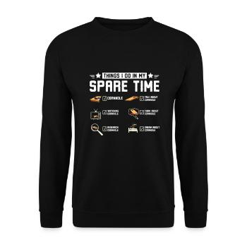 Do things in my spare time, play cornhole - Unisex Sweatshirt - black - Front - Alina (178cm) & Michal (187cm)