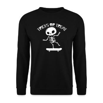 Halloween Skateboard Skeleton Tricks Or Treat - Unisex Sweatshirt - black - Front - Alina (178cm) & Michal (187cm)