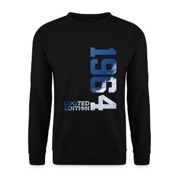 LIMITED EDITION 1964 62ND BIRTHDAY - Unisex Sweatshirt - black - Front - Alina (178cm) & Michal (187cm)