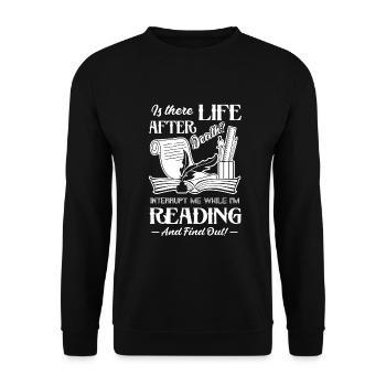 Reading I am Reading Don't Interrupt - Unisex Sweatshirt - black - Front - Alina (178cm) & Michal (187cm)