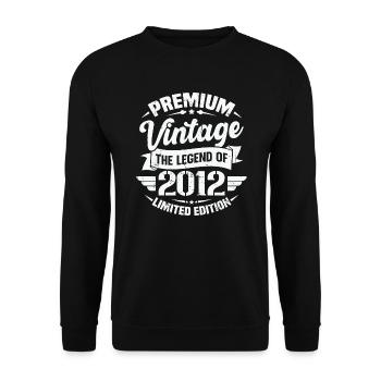 Vintage 2012 Limitierte Auflage - Unisex Pullover - Schwarz - Vorne - Alina (178cm) & Michal (187cm)
