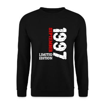 1997 September Limited Edition 26. Geburtstag Deko - Unisex Pullover - Schwarz - Vorne - Alina (178cm) & Michal (187cm)