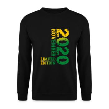 Décorations du 3e anniversaire en édition limitée de novembre 2020 - Sweat-shirt Unisexe - noir - Devant - Alina (178cm) & Michal (187cm)