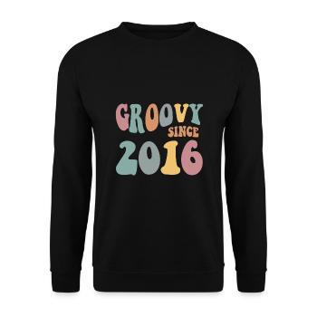 mb Groovy seit 2016 Retro Hippie Blume 6. - Unisex Pullover - Schwarz - Vorne - Alina (178cm) & Michal (187cm)