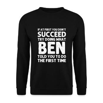 BEN Geschenk Name Personalisierter Geburtstag - Unisex Pullover - Schwarz - Vorne - Alina (178cm) & Michal (187cm)