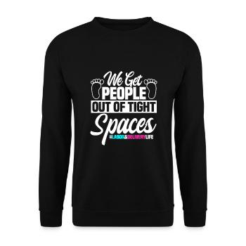 Wir holen Menschen aus engen Räumen heraus Arbeit - Unisex Pullover - Schwarz - Vorne - Alina (178cm) & Michal (187cm)