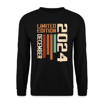 December 2024 - 2024 December - Unisex Sweatshirt - black - Front - Alina (178cm) & Michal (187cm)