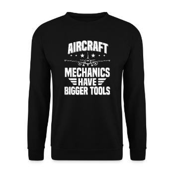 Flugzeugmechaniker haben größere Werkzeuge in der Luftfahrt - Unisex Pullover - Schwarz - Vorne - Alina (178cm) & Michal (187cm)