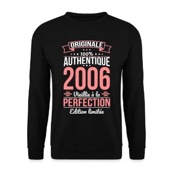 2006 – Aged to Perfection – Limitierte Ausgabe - Unisex Pullover - Schwarz - Vorne - Alina (178cm) & Michal (187cm)