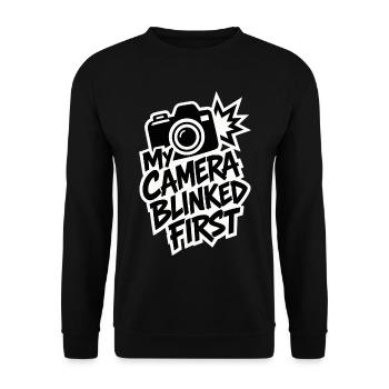 My Camera Blinked First – Fotografen Humor - Unisex Pullover - Schwarz - Vorne - Alina (178cm) & Michal (187cm)