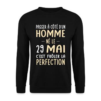 Anniversaire - Né le 29 Mai Frôler perfection - Sweat-shirt Unisexe - noir - Devant - Alina (178cm) & Michal (187cm)