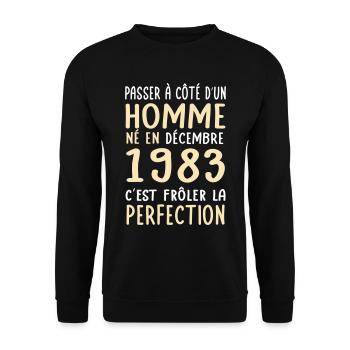 Anniversaire 40 ans - Né en Décembre 1983 - Sweat-shirt Unisexe - noir - Devant - Alina (178cm) & Michal (187cm)