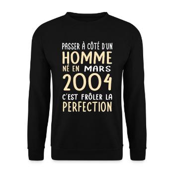 Anniversaire 20 ans - Né en Mars 2004 - Sweat-shirt Unisexe - noir - Devant - Alina (178cm) & Michal (187cm)