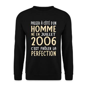 Birthday 18 years old - Born in July 2006 - Unisex Sweatshirt - black - Front - Alina (178cm) & Michal (187cm)