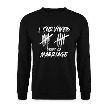 J’ai survécu à 10 ans de mariage drôle - Sweat-shirt Unisexe - noir - Devant - Alina (178cm) & Michal (187cm)