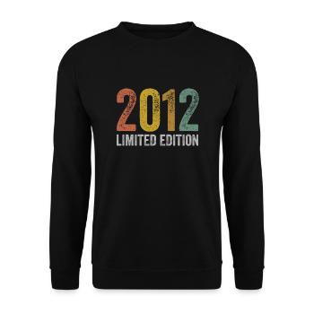 Jahrgang 2012 Limited Edition Geburtstag - Unisex Pullover - Schwarz - Vorne - Alina (178cm) & Michal (187cm)