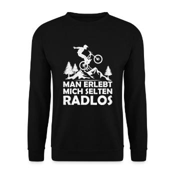 Ich bin selten radlos - Humorvolles Fahrrad-Shirt - Unisex Pullover - Schwarz - Vorne - Alina (178cm) & Michal (187cm)