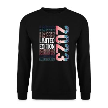 Limited Edition since 2023 Birthday Vintage 2023 - Unisex Sweatshirt - black - Front - Alina (178cm) & Michal (187cm)