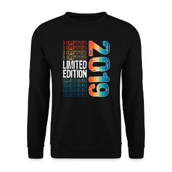 Limited Edition seit 2019 Geburtstag Vintage 2019 - Unisex Pullover - Schwarz - Vorne - Alina (178cm) & Michal (187cm)