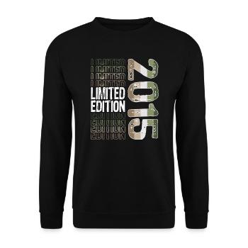 Limited Edition seit 2015 Geburtstag Vintage 2015 - Unisex Pullover - Schwarz - Vorne - Alina (178cm) & Michal (187cm)